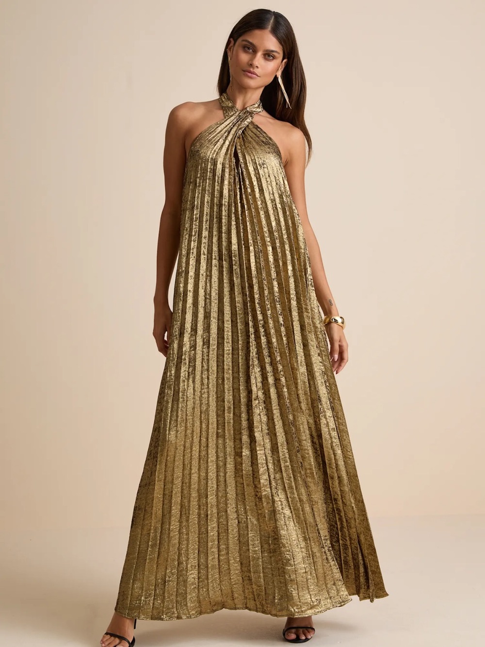 Lulus Gelsey Gold Lurex Pleated Halter Shift Maxi Dress
